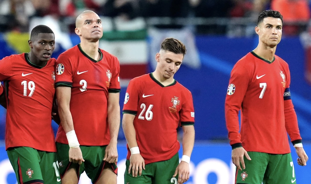 法国挑战葡萄牙：决定小组领头羊