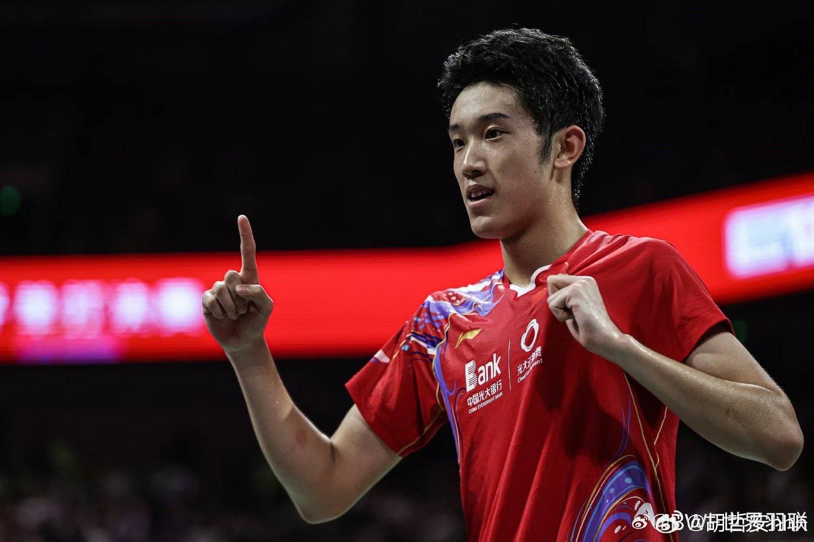 印度羽毛球队轻取丹麦羽毛球队,林丹送出助攻的简单介绍 印度羽毛球队轻取丹麦羽毛球队,林丹送出助攻的简单介绍