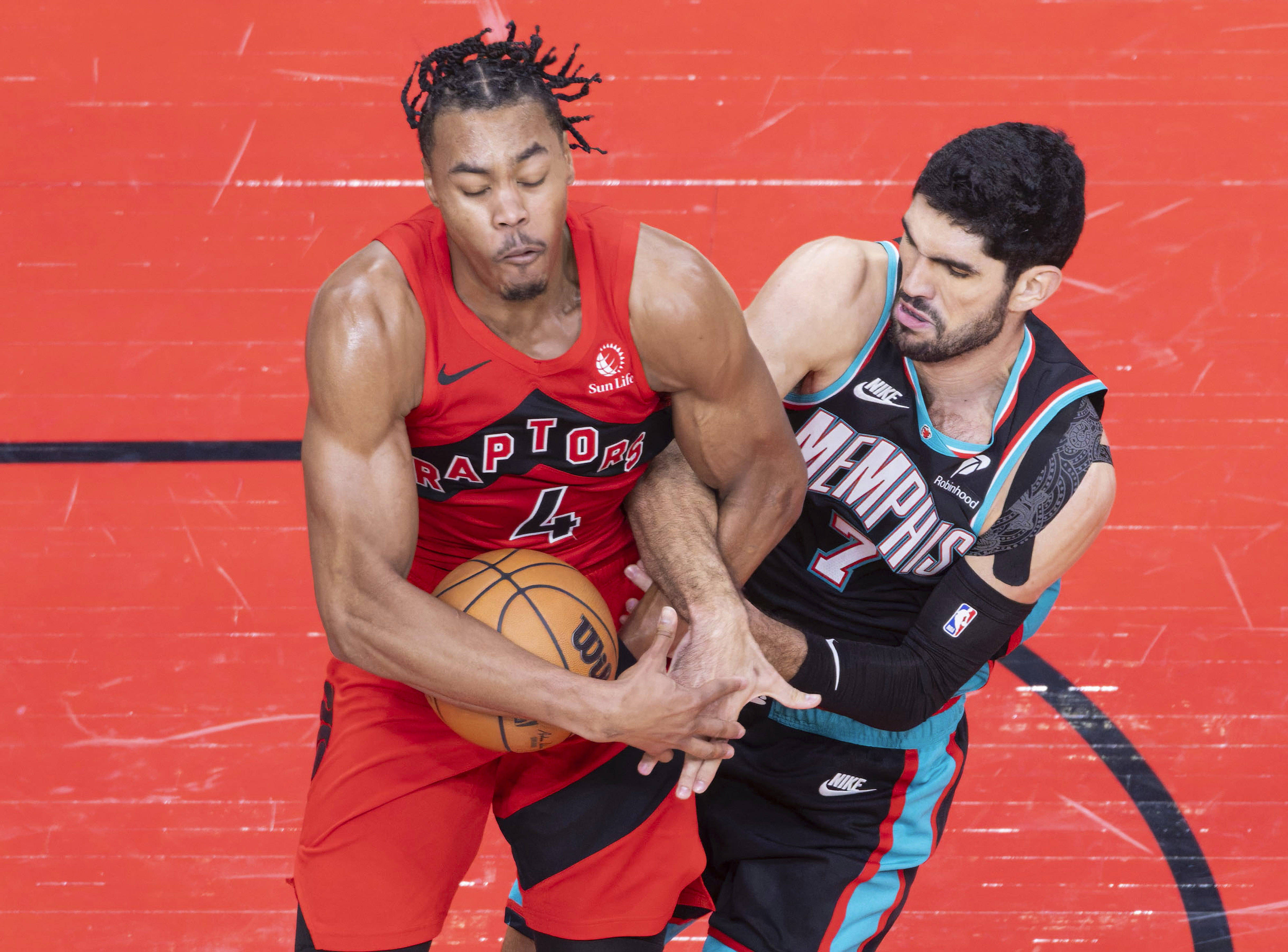 灰熊鏖战猛龙,库里关键制胜 灰熊鏖战猛龙,库里关键制胜