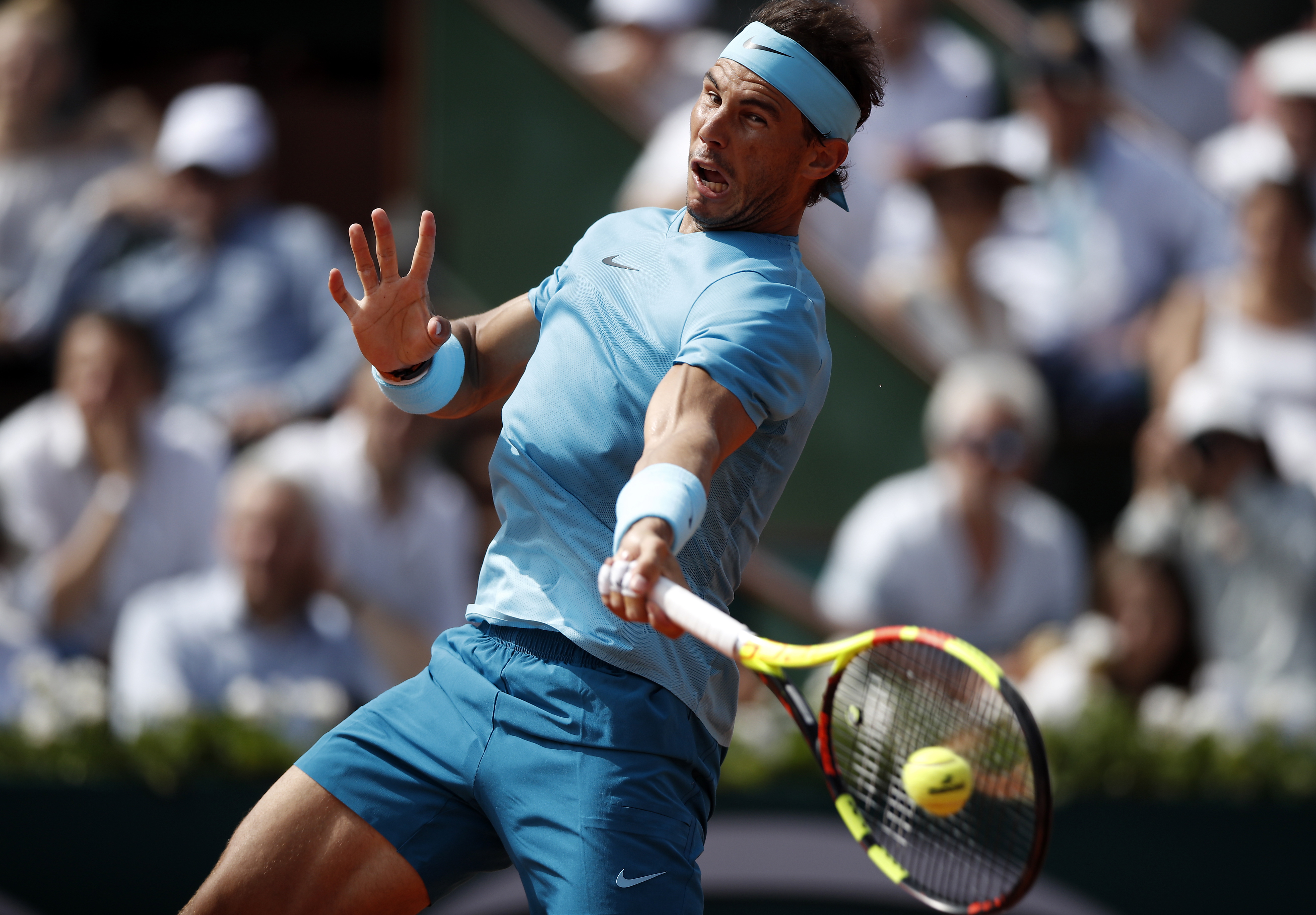 关于法国网球队绝地反击德国网球队，纳达尔绝境逆转的信息