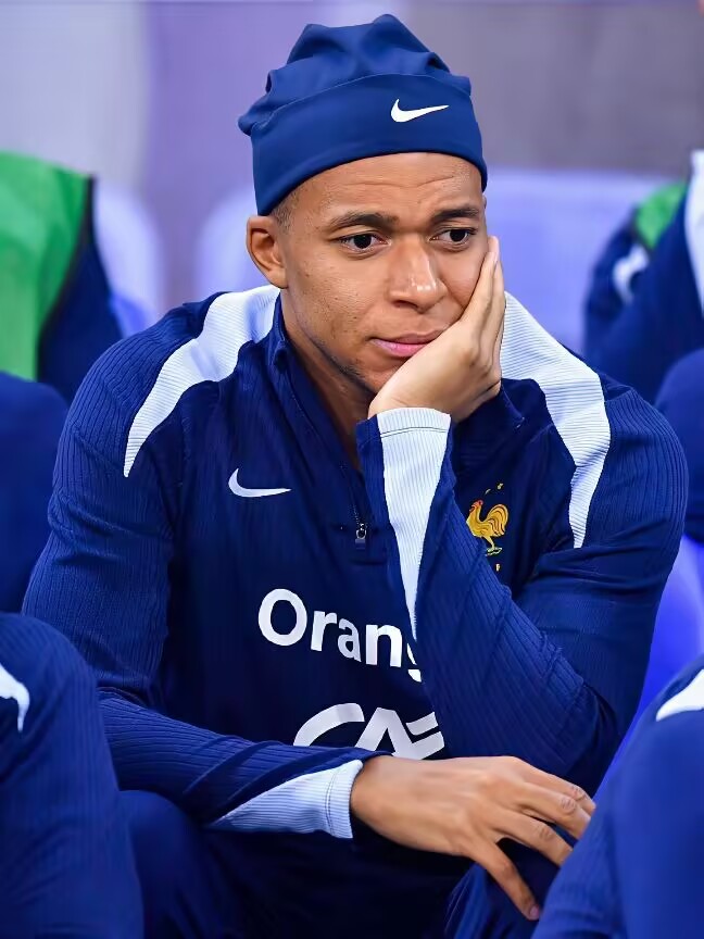 多特蒙德碾压荷兰，姆巴佩惊艳世界