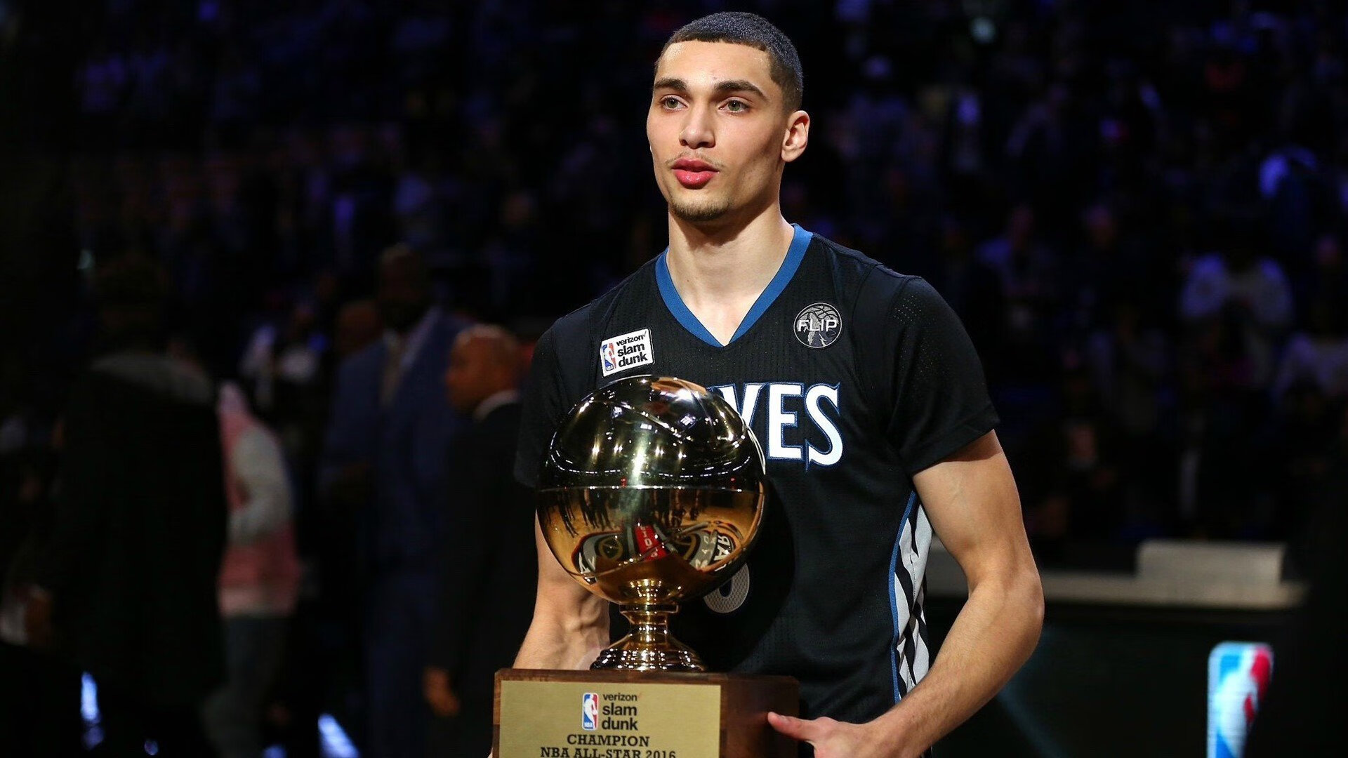 德甲争冠战之夜，小贾伦末节接管比赛