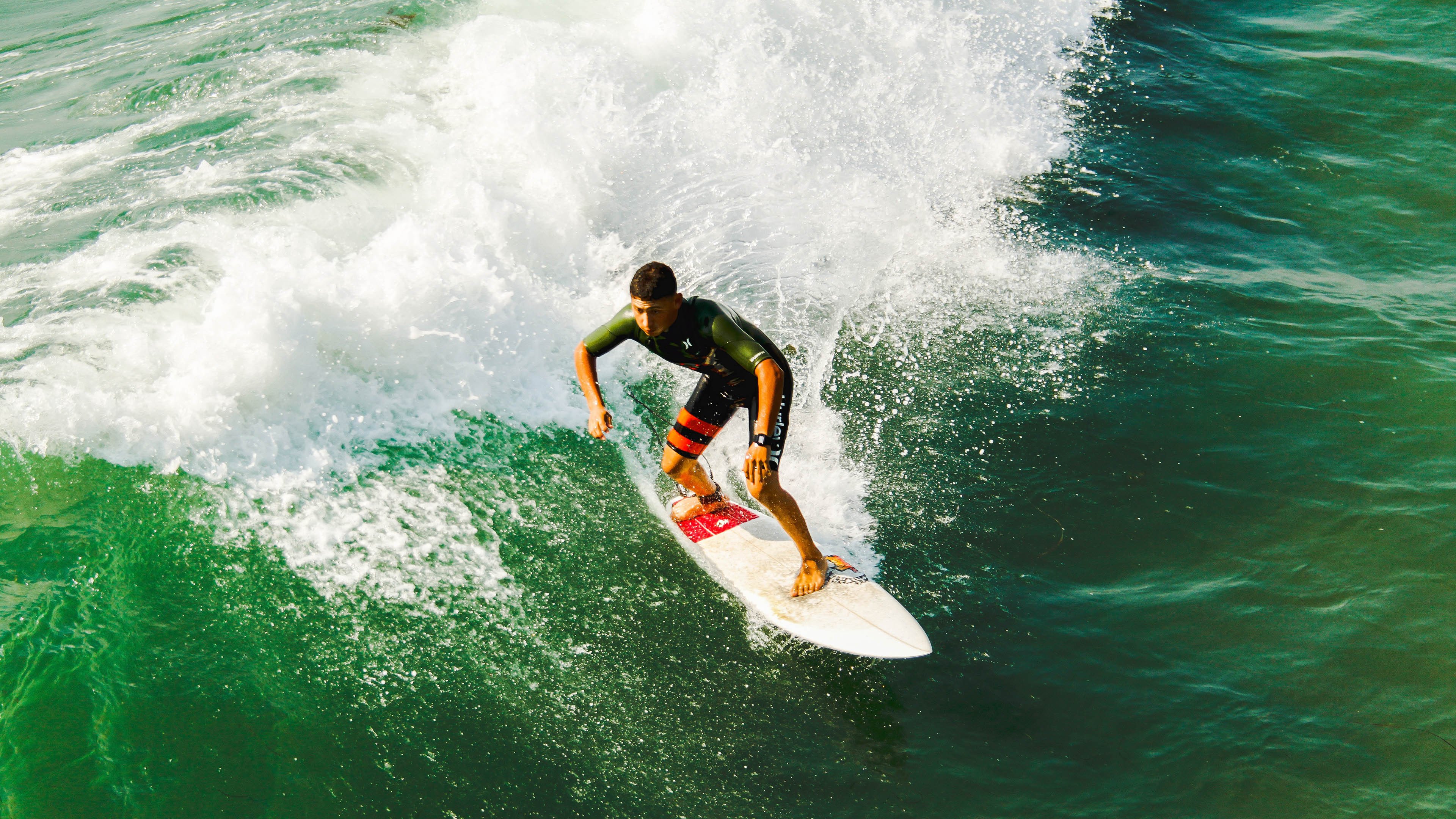 萨卡季后赛抢七封神，切尔西式火力压制助英格兰攻克摩洛哥